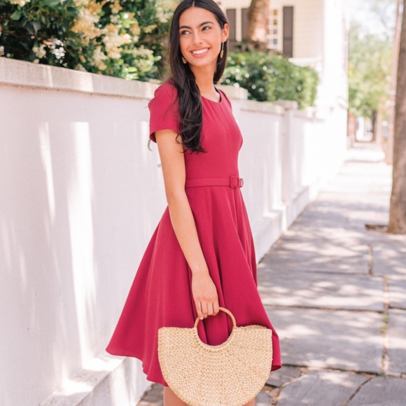 Gal Meets Glam Dresses & Skirts - GAL MEETS GLAM New $188 Raspberry MIDI swing Dress